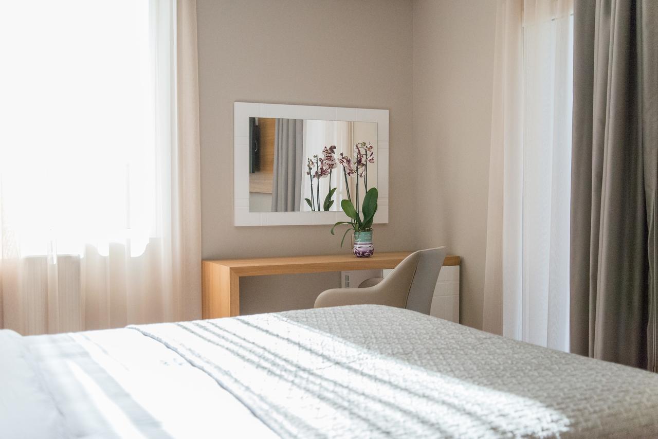 King Lodge Athènes Extérieur photo