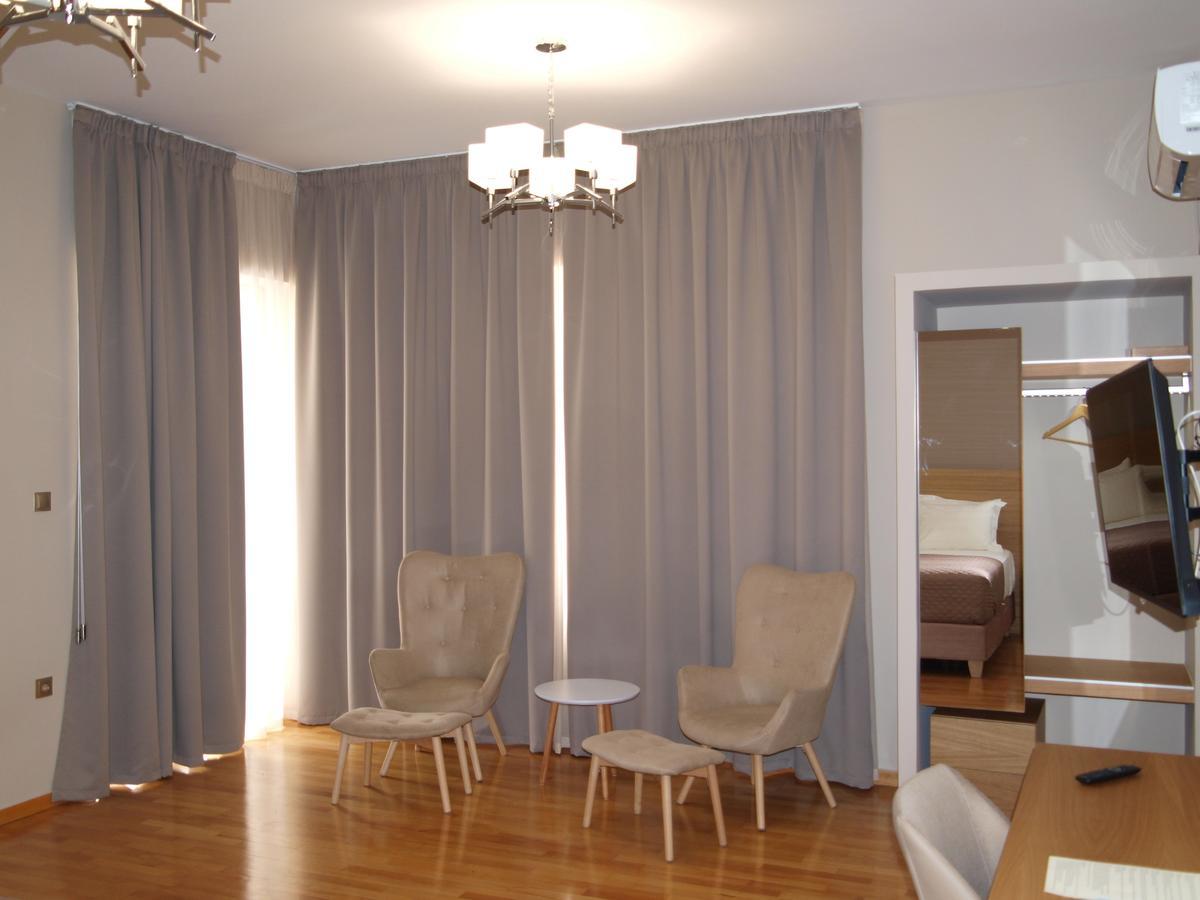 King Lodge Athènes Extérieur photo
